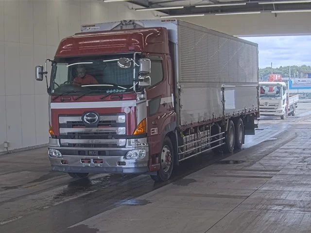 Hino Profia  с аукциона в Японии