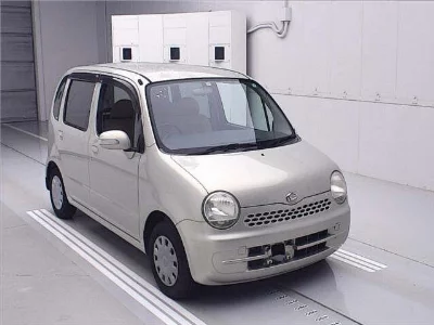 Daihatsu Move Latte