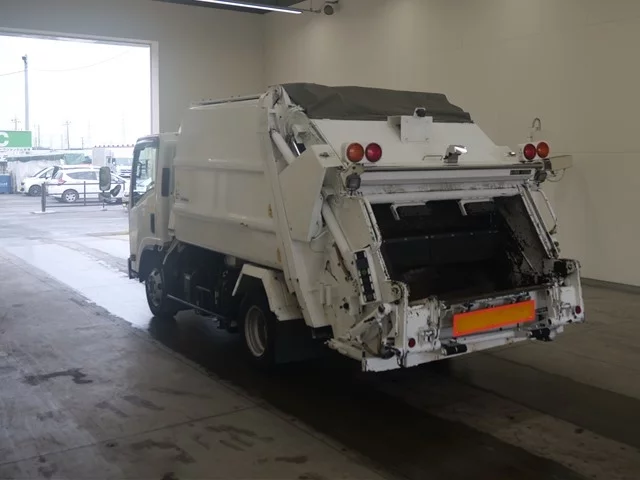 Isuzu Elf  с аукциона в Японии