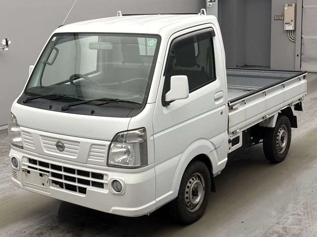 Nissan NT100 Clipper  с аукциона в Японии