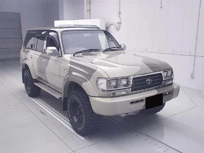 Toyota LAND CRUISER 80