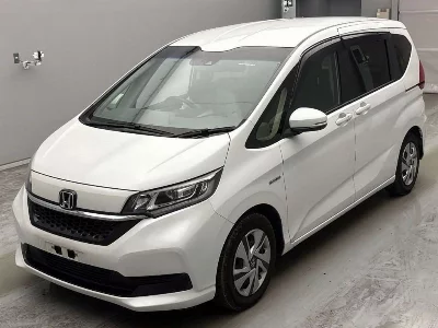 HONDA FREED + HYBRID