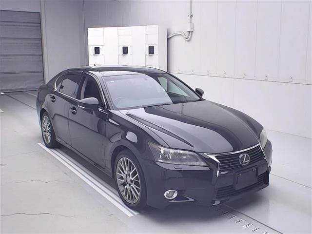 Lexus GS  с аукциона в Японии