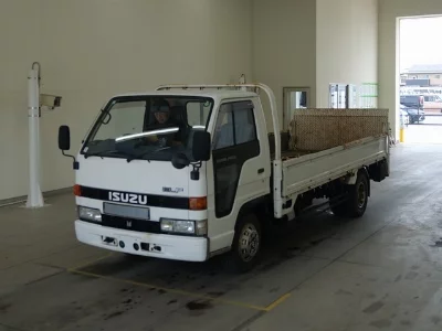 Isuzu Elf