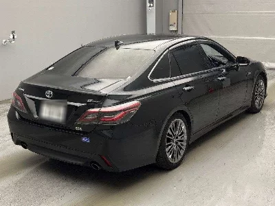 Toyota CROWN HYBRID