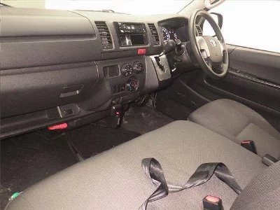 TOYOTA REGIUS ACE