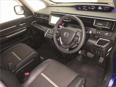 Honda STEPWGN SPADA