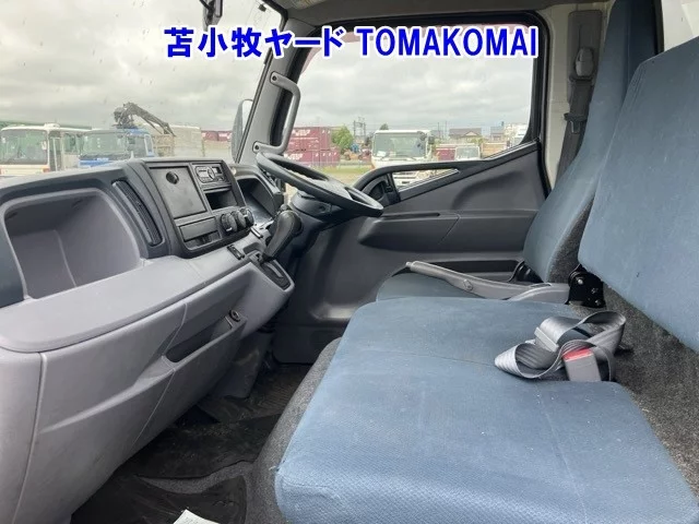 Mitsubishi Fuso Canter  с аукциона в Японии
