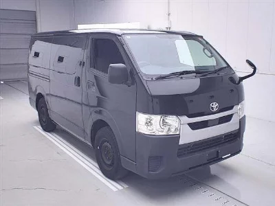 TOYOTA HIACE