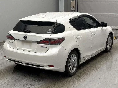 Lexus CT200h
