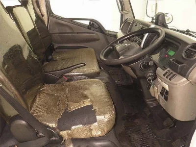 MITSUBISHI CANTER