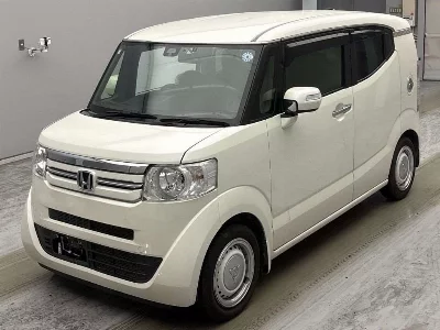Honda N-Box Slash