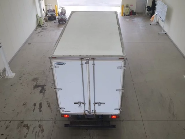 Toyota Dyna  с аукциона в Японии