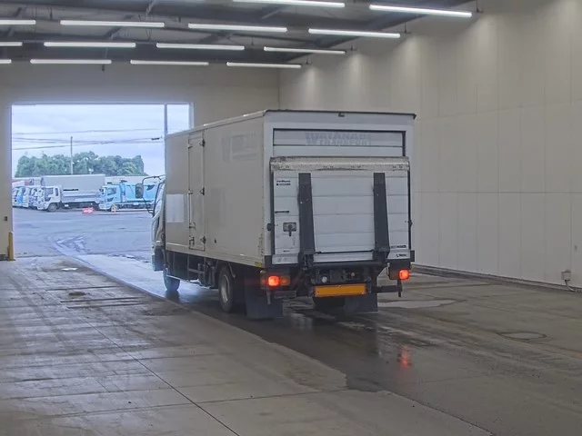 Mitsubishi Fuso Fighter  с аукциона в Японии