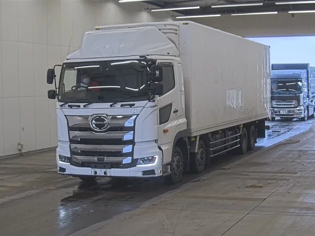 Hino Profia  с аукциона в Японии
