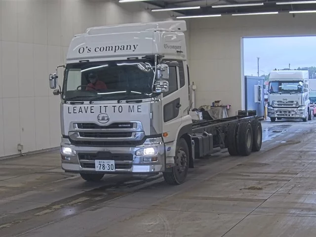 Nissan UD  с аукциона в Японии