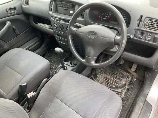 Toyota PROBOX VAN  с аукциона в Японии