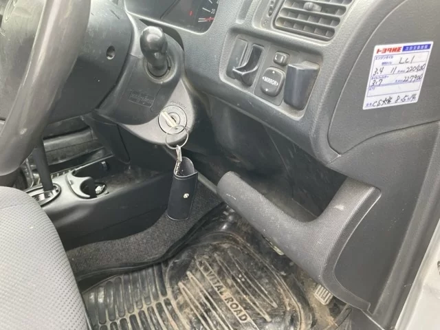 Toyota PROBOX VAN  с аукциона в Японии