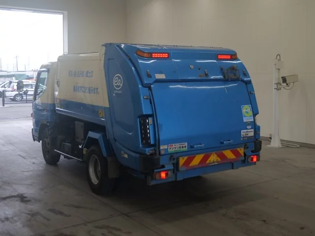 Mitsubishi Fuso Canter  с аукциона в Японии