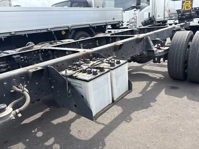 Isuzu Elf  с аукциона в Японии