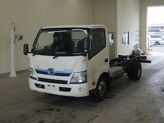 Hino Dutro  с аукциона в Японии