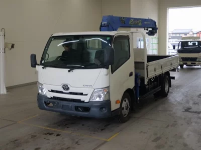 TOYOTA DYNA