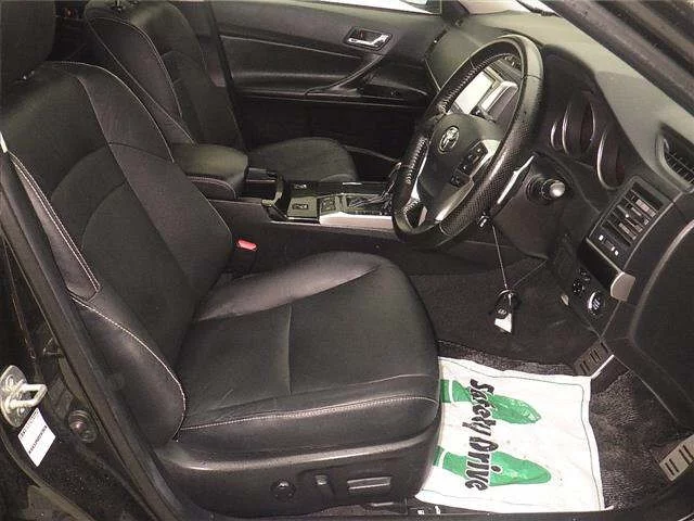 Toyota Mark X  с аукциона в Японии