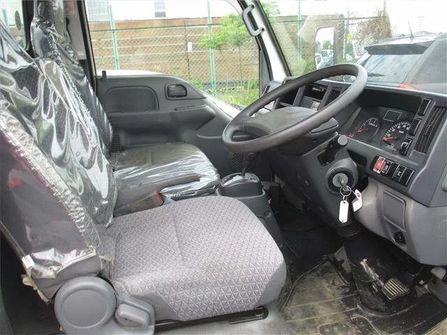 Isuzu Elf  с аукциона в Японии