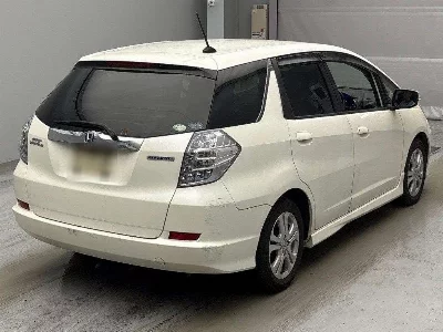 Honda FIT SHUTTLE HYBRID