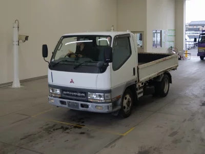 Mitsubishi Fuso Canter