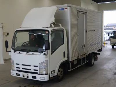 Isuzu Elf