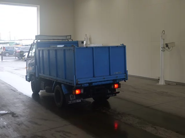 Isuzu Elf  с аукциона в Японии