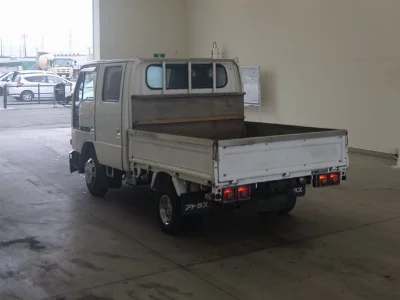 Nissan ATLAS