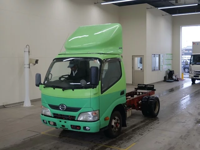 Hino Dutro  с аукциона в Японии