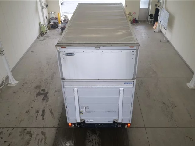 Mitsubishi Fuso Canter  с аукциона в Японии