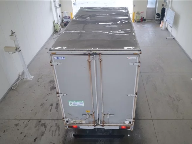 Mitsubishi Fuso Canter  с аукциона в Японии