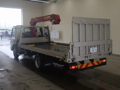 MITSUBISHI CANTER