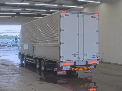 ISUZU GIGA