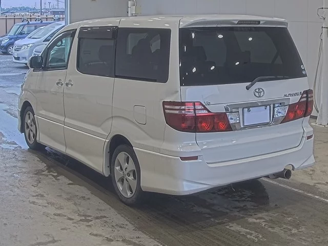 Toyota Alphard  с аукциона в Японии