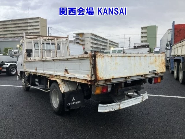 Mitsubishi Fuso Canter  с аукциона в Японии