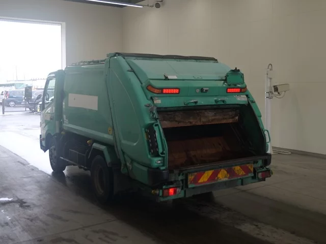 Hino Dutro  с аукциона в Японии