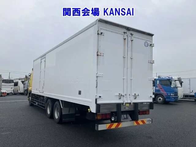 Hino Profia  с аукциона в Японии