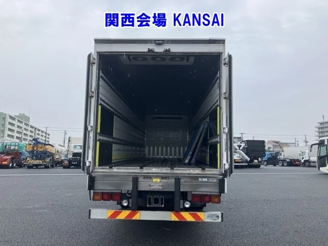 Hino Profia  с аукциона в Японии