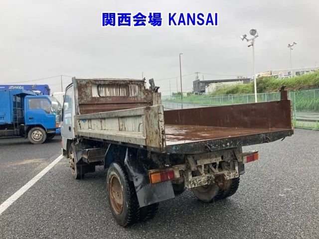 Mitsubishi Fuso Canter  с аукциона в Японии
