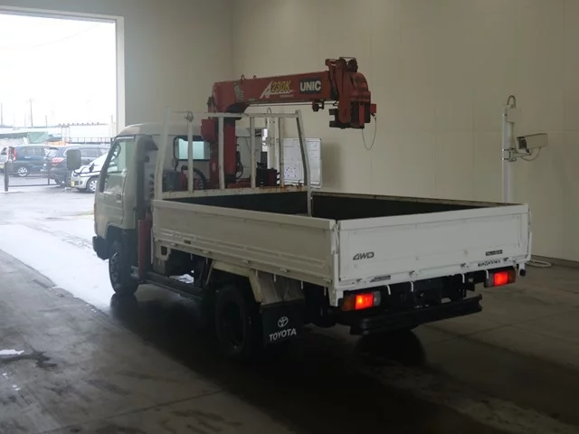 Toyota ToyoAce  с аукциона в Японии