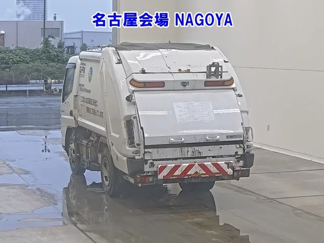Mitsubishi Fuso Canter  с аукциона в Японии