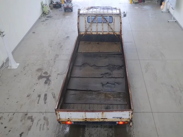 Mitsubishi Fuso Canter  с аукциона в Японии