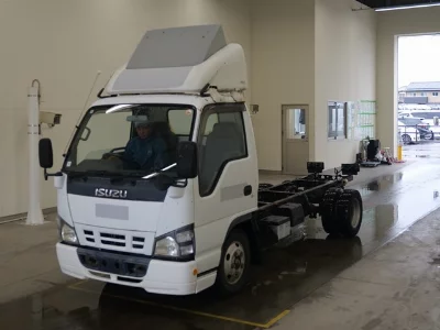 Isuzu Elf