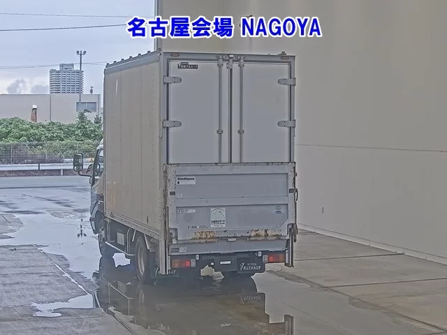 Hino Dutro  с аукциона в Японии
