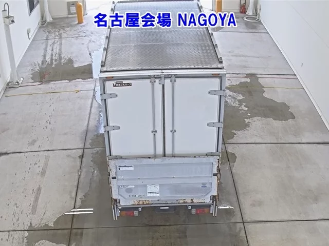Hino Dutro  с аукциона в Японии